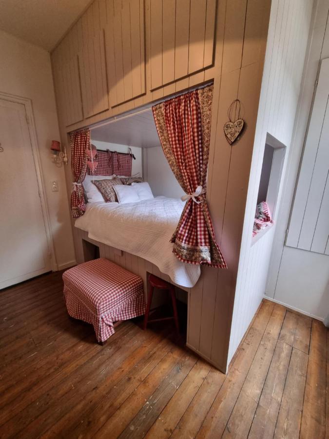 Gasthuys Rustique Bed & Breakfast Арсен Екстериор снимка