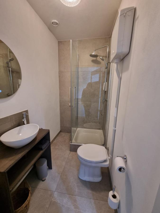 Gasthuys Rustique Bed & Breakfast Арсен Екстериор снимка